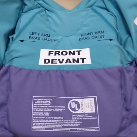 Life jacket - Picture 6 of 8